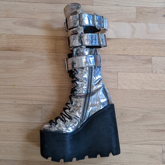Metallic Current Mood Guardian Boots - Picture 6 of 13
